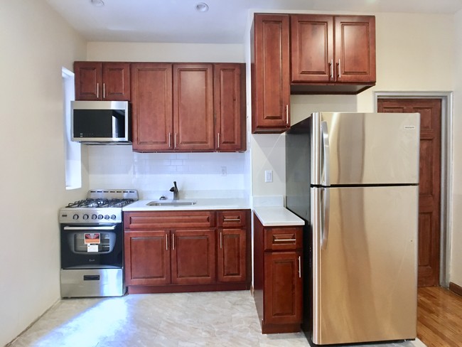Foto del edificio - 306-310 W 104th St