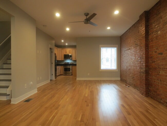 Building Photo - 1786 W 44th St