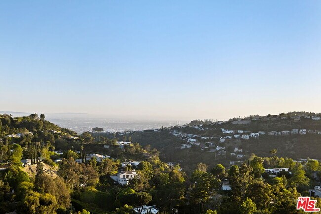 Foto del edificio - 7398 Pyramid Pl