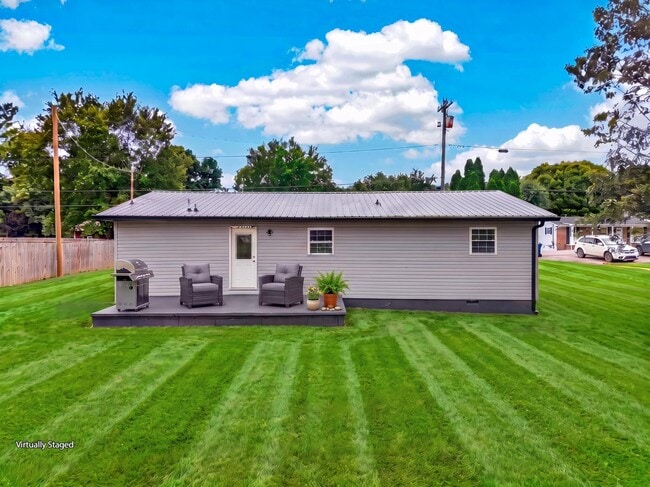 Building Photo - 2839 Black Oak Rd