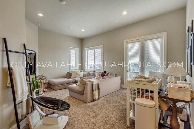 Foto del edificio - 5176 N University Ave