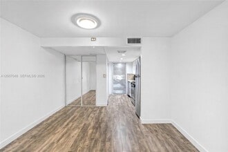 Building Photo - 4121 NW 26th St
