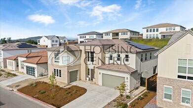 Building Photo - 5033 Glacier Peak Dr