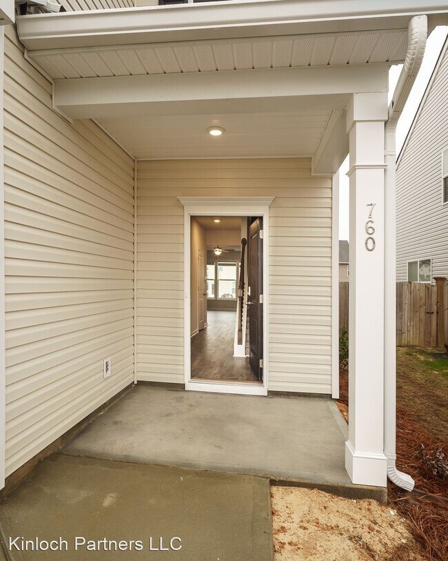 Foto del edificio - 4 br, 2.5 bath House - 760 Justify Loop