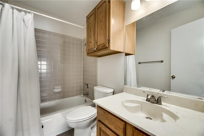 Foto del edificio - 1802 Maplewood Trail