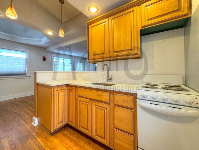 Foto del edificio - **COMING SOON** Spacious Windmill Studio Unit