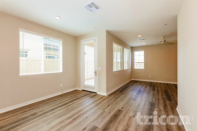 Foto del edificio - 31716 Willowood Way