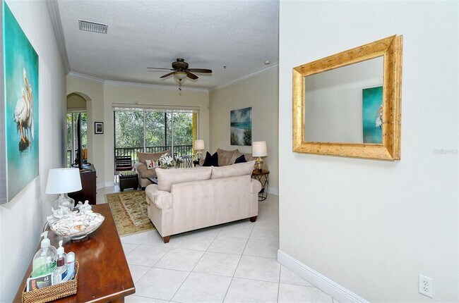 Building Photo - 8263 Miramar Way