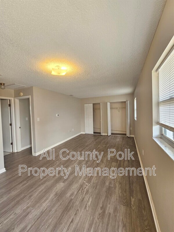 Foto del edificio - 455 Buck Moore Rd