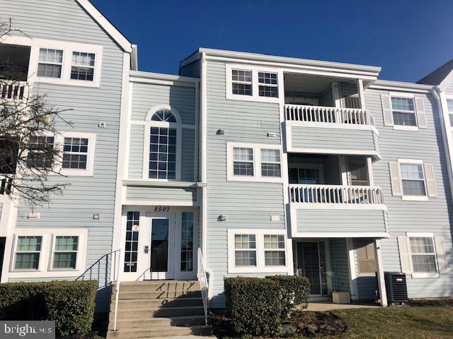 Foto del edificio - 8507 Falls Run Rd