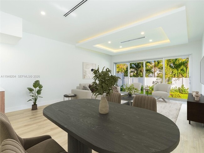 Foto del edificio - 1421 SW 24th Ct