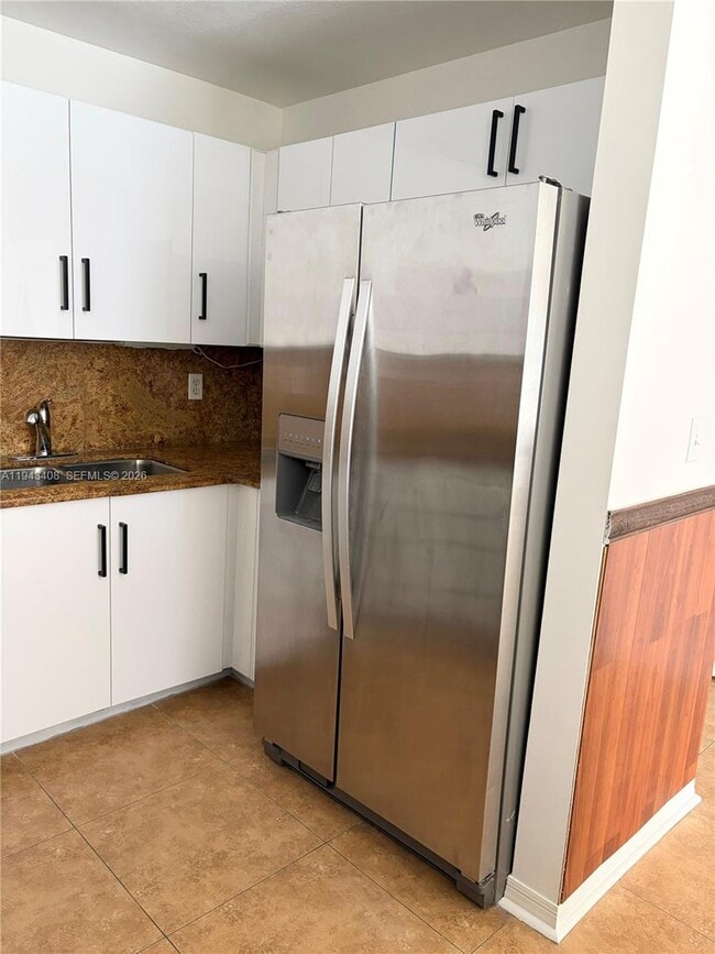 Building Photo - 26140 SW 138th Ave