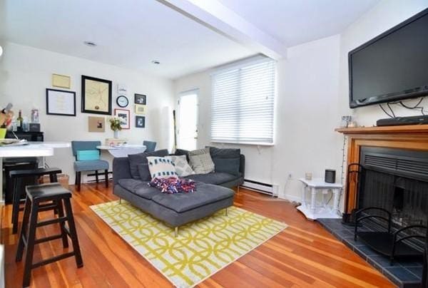 Primary Photo - 21 Telegraph St