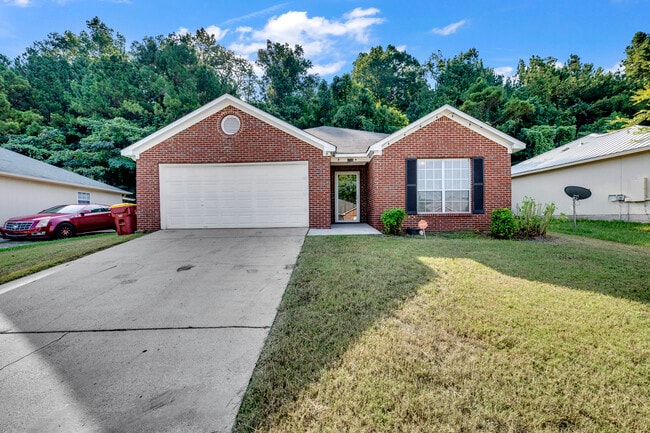 Foto del edificio - 6745 Lakes Edge Ln