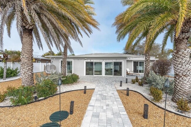 Building Photo - 9020 Gulf Blvd