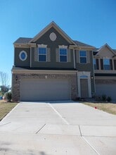 Building Photo - 1772 Evergreen Dr