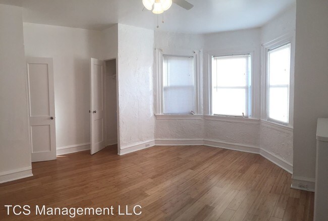 Foto del edificio - 4840 N Hutchinson St