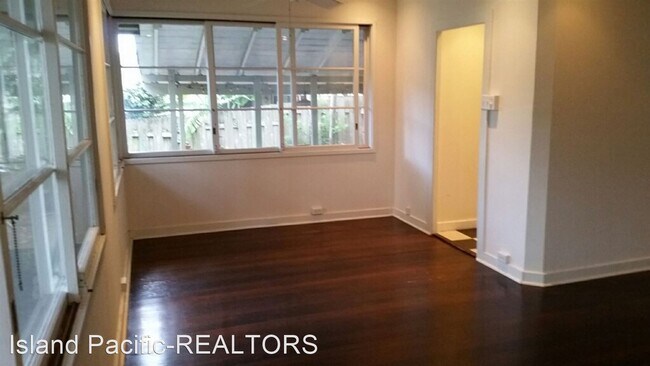 Building Photo - 2 br, 1 bath House - 2977 Manoa Rd