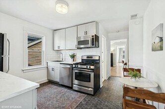 Building Photo - 3634 N Christiana Ave