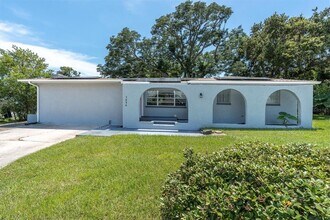 Building Photo - 1636 Bravo Dr