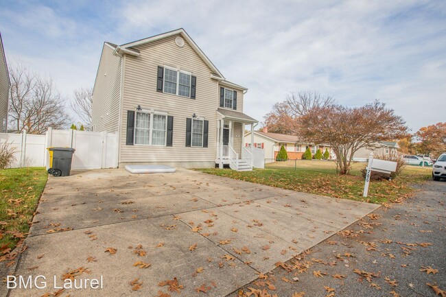 Building Photo - 4 br, 3 bath House - 706 215th St