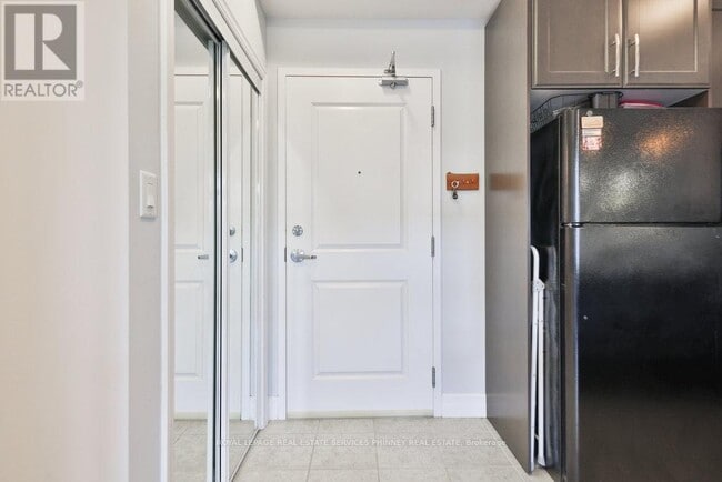 Building Photo - 5317 Upper Middle Rd