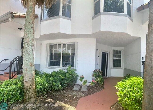 Foto del edificio - 725 SW 148th Ave