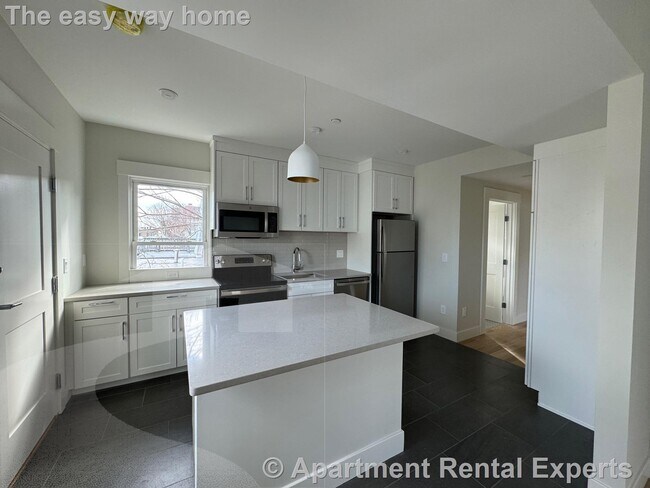 Building Photo - Riverside / Harvard 2 Bed - Brand New Reno