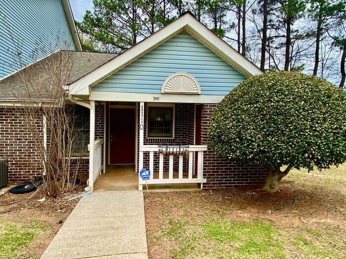 Screened in back porch! Alquileres en Madison, AL