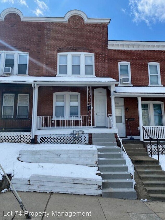 Primary Photo - 3 br, 1.5 bath House - 854 N Penn Street