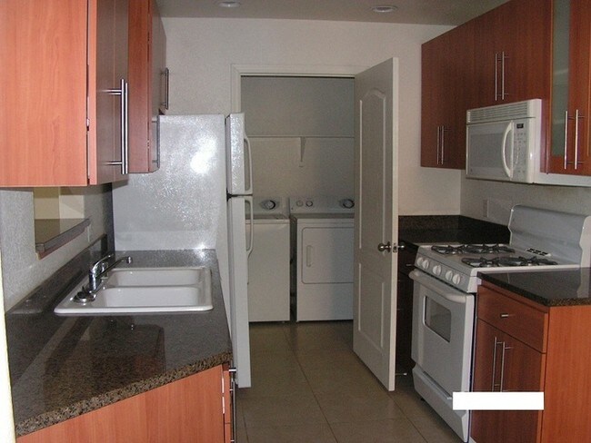 Building Photo - 6900 E Princess Dr