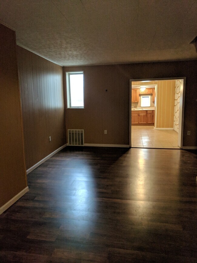 Foto del edificio - 3 bedroom 1 bath home for rent in Frankford