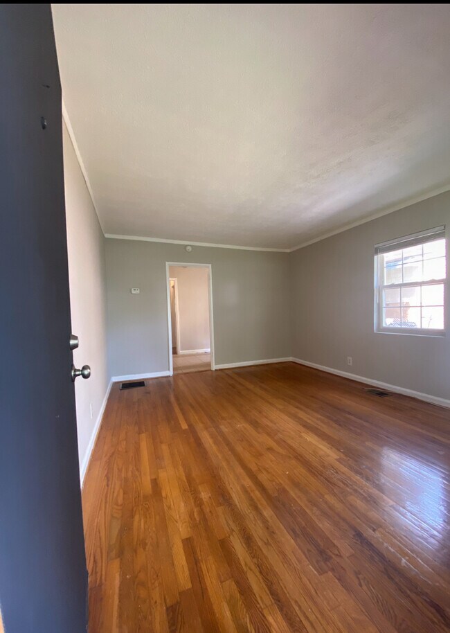 Foto del edificio - 1447 Mercer Ave