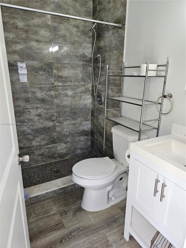 Foto del edificio - 8523 SW 64th St