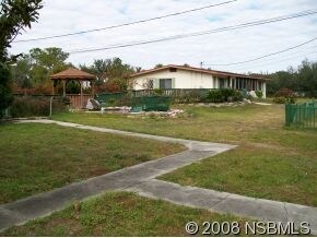 Foto del edificio - 5590 Lake Ave
