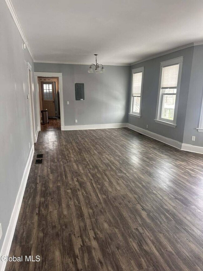 Foto del edificio - 1687 Avenue A