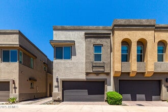 Building Photo - 7500 E Via De Luna Dr