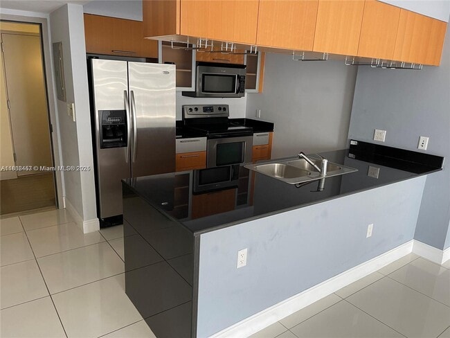 Foto del edificio - 1750 N Bayshore Dr