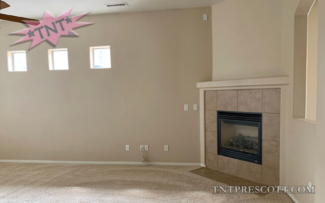 Building Photo - Home in Granville HOA ~ HOLD