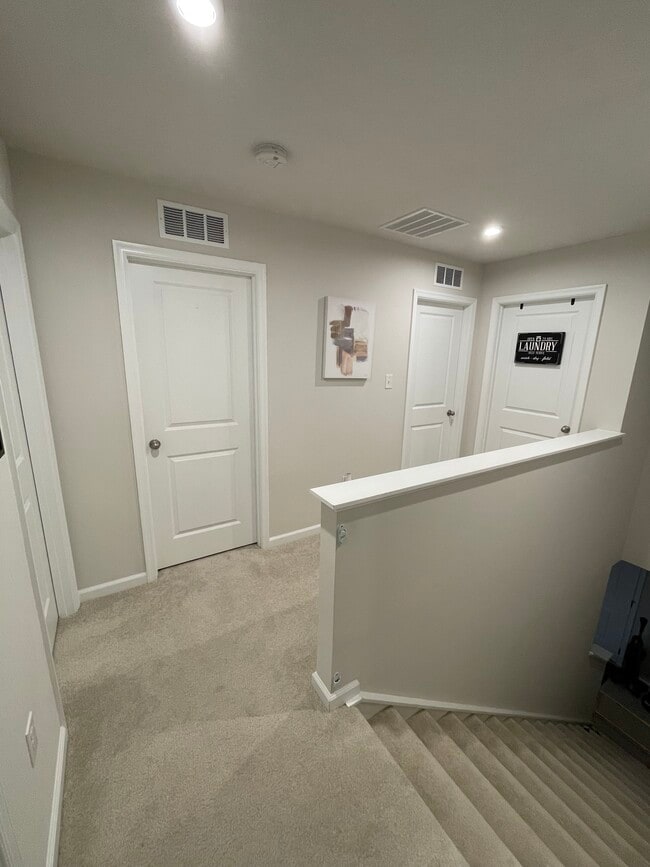 Building Photo - 1236 Sir Sidney Ct