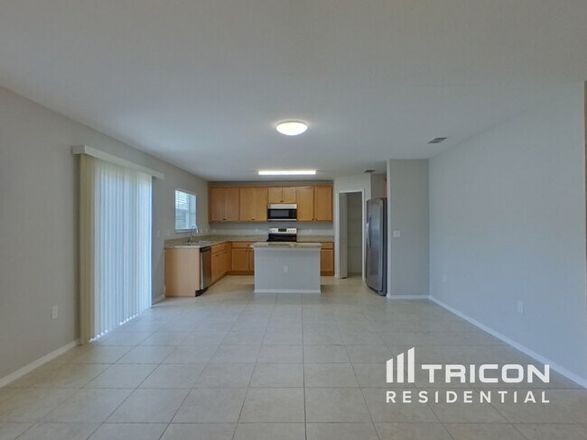 Building Photo - 4719 Ruby Red Lane Kissimmee FL