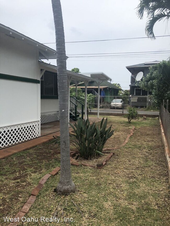 Foto del edificio - 91-677-677 Pohakupuna Rd
