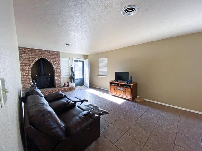 Building Photo - 4115 N Grimes St