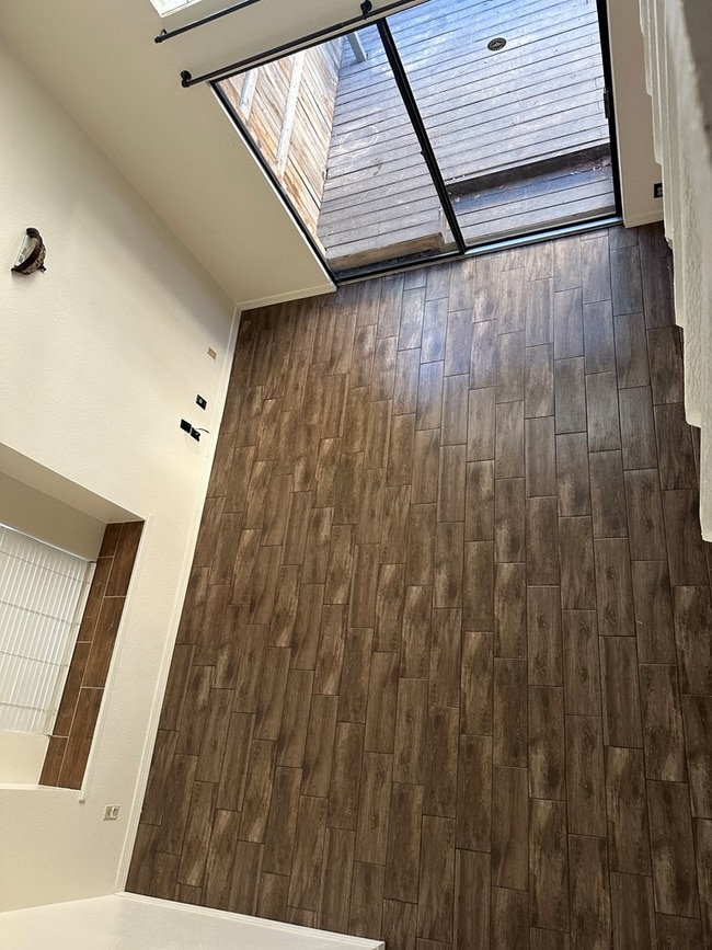 Foto del edificio - 1475 Brittany Ln