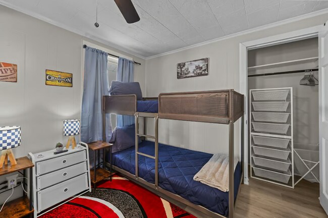 Foto del edificio - 105 McGill Ave NW