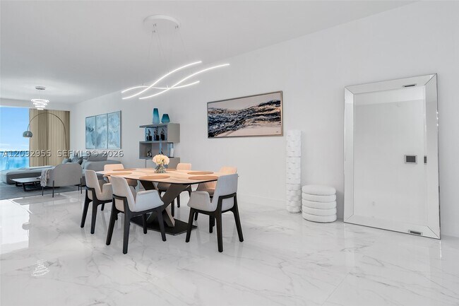 Foto del edificio - 16901 Collins Ave