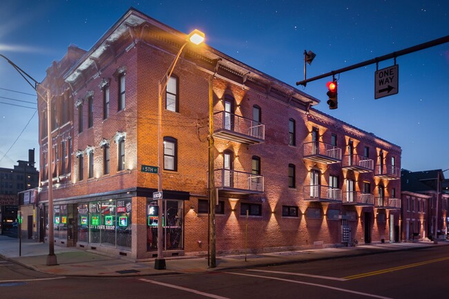 Building Photo - The Residences at 218 E Main St