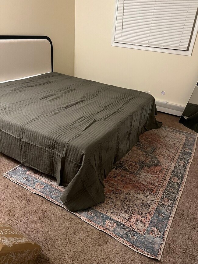 Building Photo - 4340 Wilson Ave