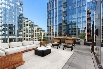 Building Photo - 131 Seaport Blvd