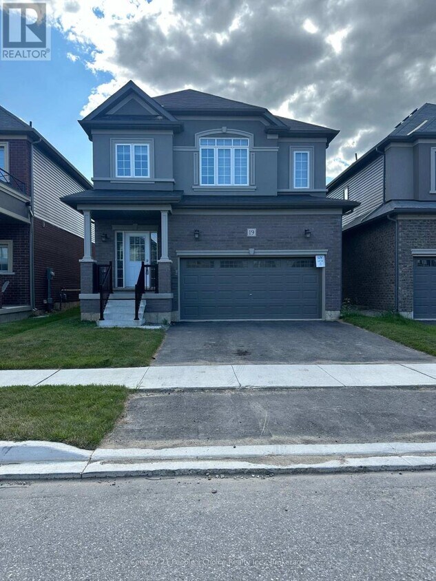 Photo principale - 19 Tooker Dr